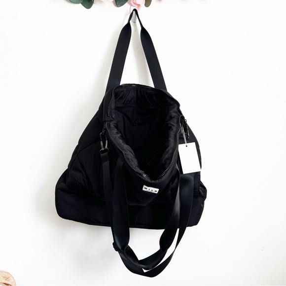 🖤WILO PUFFER GYM BAG - Picture 4 of 6